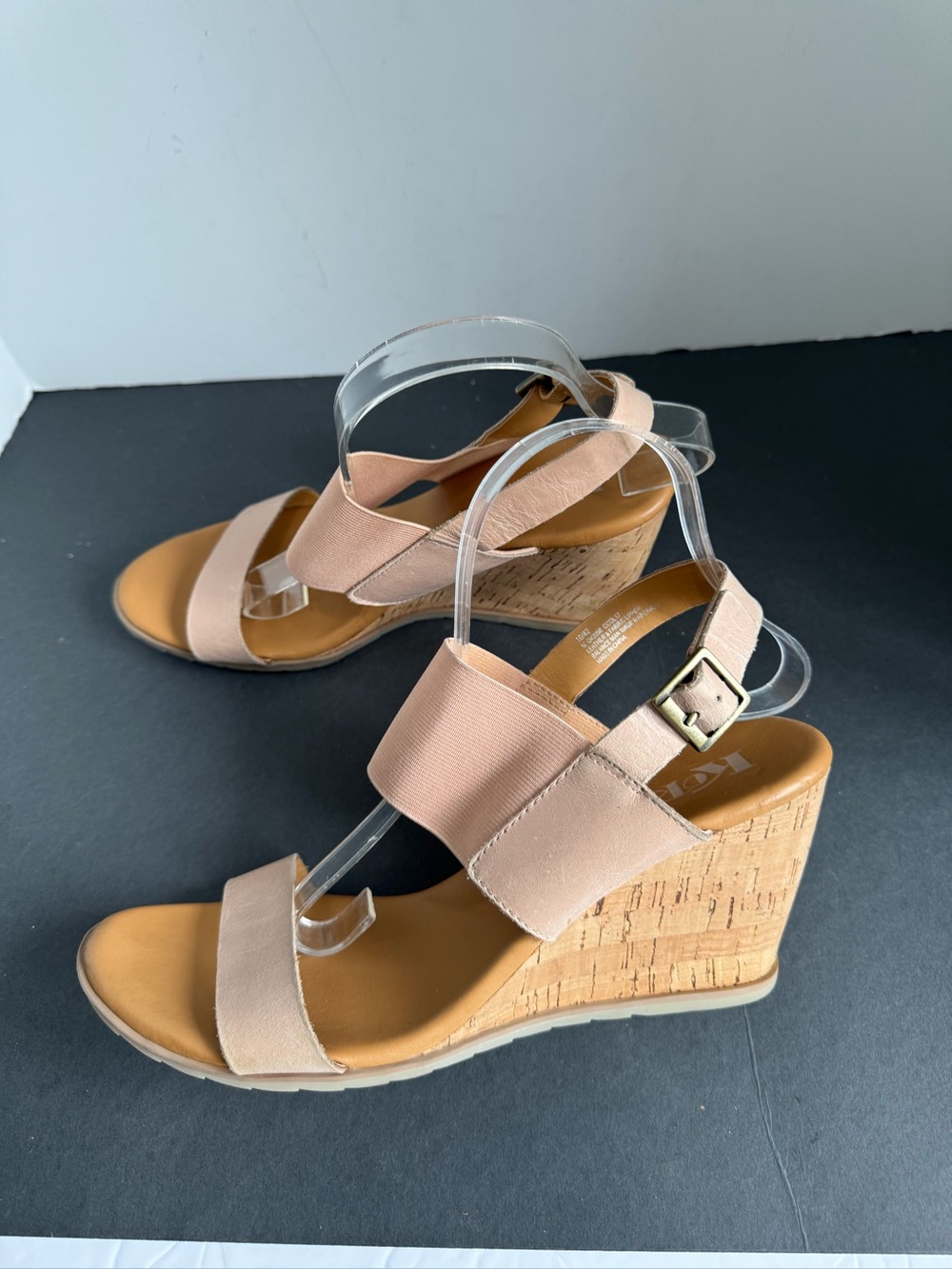 Korks Women’s Leather/Elastic Wedge Sandals. Size 10 - Picture 11 of 16